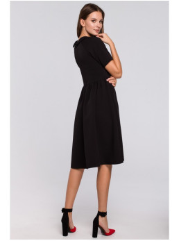 .K028 Klėšinio silueto suknelė aukštu kaklu - juoda