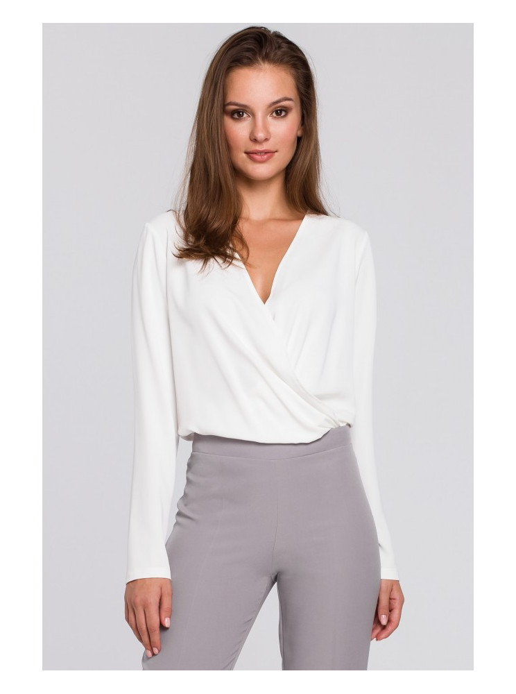 .K037 Apgaubiančio stiliaus palaidinė - nebalinta