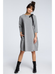 B070 Oversized dress with a tie tape detail - grey
