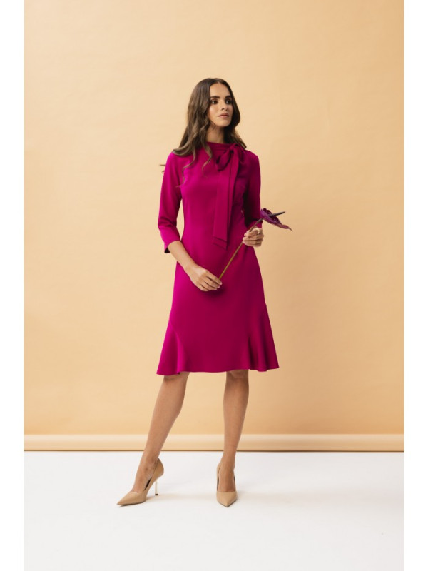 S346 Dress with a tie neck - plum