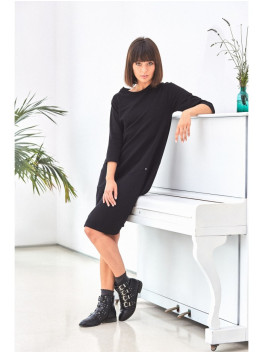 B083 Oversized dress with a front pocket - black