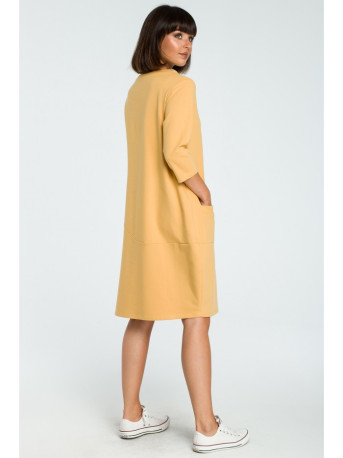 B083 Oversized dress with a front pocket - yellow