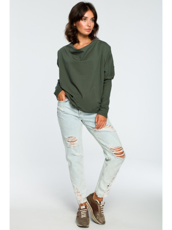 B094 Oversized top with a back V-neck - military green