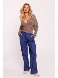 M809 Cropped pullover sweater with V-neck - cappuccino