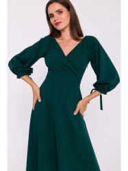 S383 Flared dress with puff sleeves - green