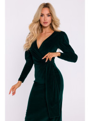 M828 Aksominė maksi suknelė su gilia V formos iškirpte - žalia