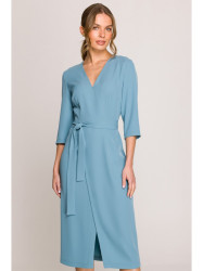 S396 Vidutinio ilgio suknelė su įvyniota detale - žydra