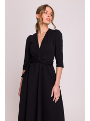 S404 Fit and flare knit dress with a tie belt - black