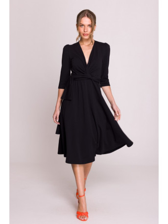 S404 Fit and flare knit dress with a tie belt - black