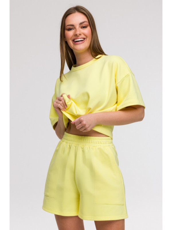 B295 Shorts with patch pockets - lemon