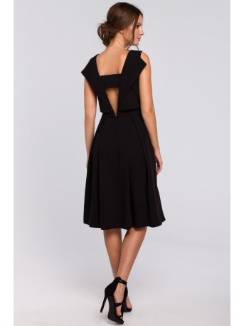 K005 Fit & flare dress with open back - black