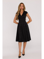 M892 Fit & flare dress with box pleats - black